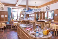 Tiptop Hotel Garni Pfauen Hotels in Endingen