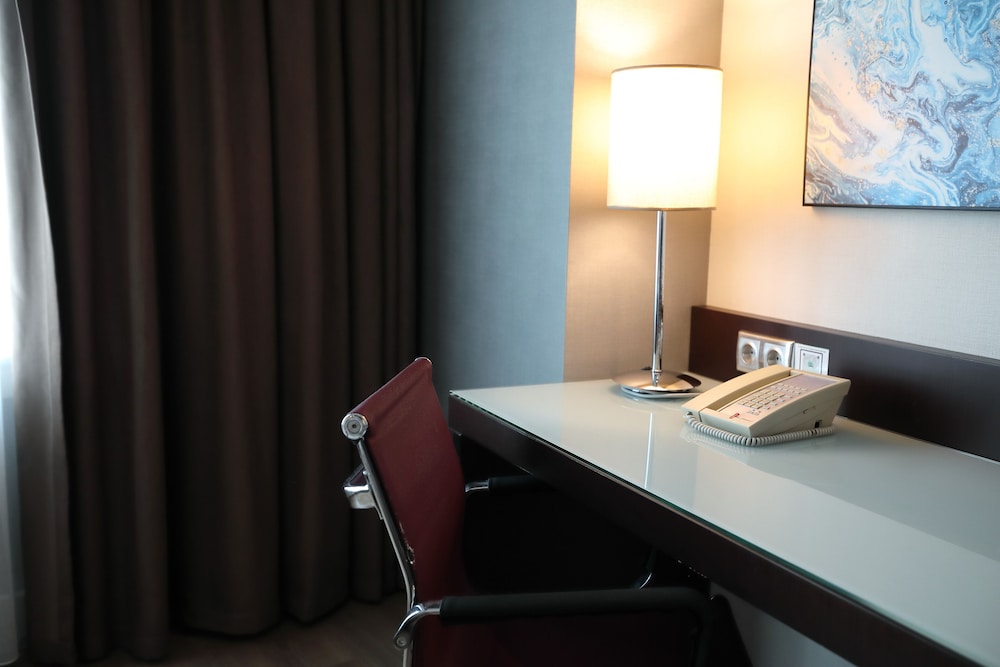 Courtyard by Marriott Istanbul West