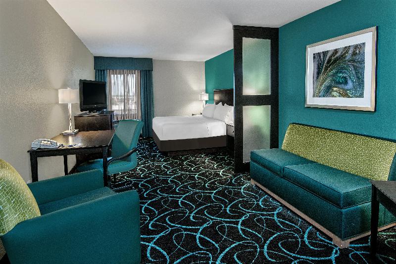 Holiday Inn Express Hotel & Suites Fort Worth Southwest I-20, an Ihg Hotel