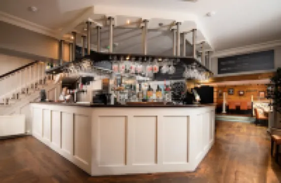 エンジェル・イン - イン・コレクション・グループ ボウネス・オン・ウィンダミアのホテル