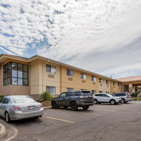 Comfort Inn Okemos - East Lansing