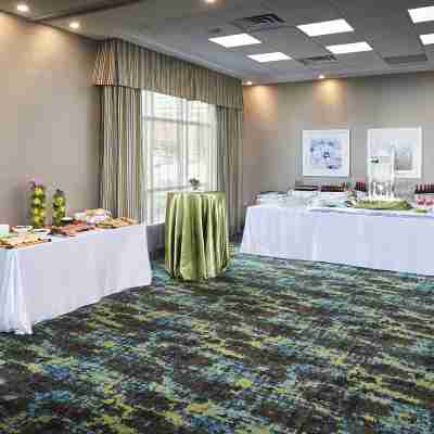 Homewood Suites by Hilton North Bay Dining/Meeting Rooms