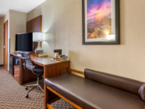 Comfort Suites Hotels in Hobbs