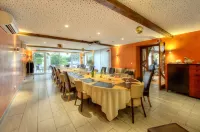 Logis le Printemps Hôtel Restaurant - Montélimar Hotels in Rochemaure