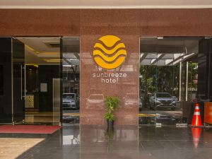 Sunbreeze Hotel Senayan