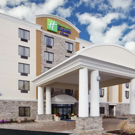 Holiday Inn Express & Suites WILLIAMSPORT by IHG