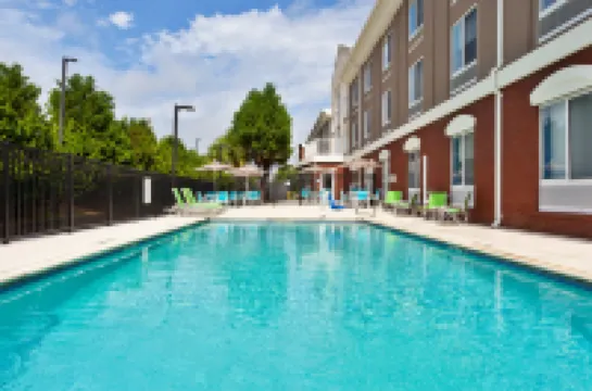 Holiday Inn Express & Suites DOTHAN NORTH by IHG