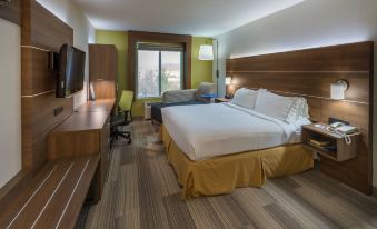 Holiday Inn Express & Suites Carson City