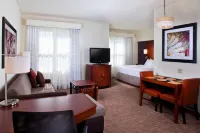 Residence Inn Tallahassee Universities at the Capitol Hotel dekat McCord Park
