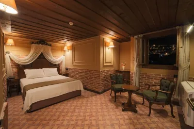 Sam Franss Boutique Otel Hotels near Habib-i Nejjar Mosque