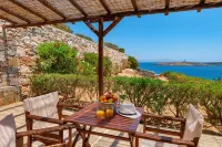 Sunrise Beach Suites