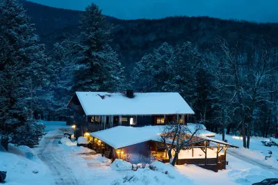 Urban Cowboy Lodge