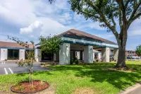 Rest and Relax Inn Hotels in Ferry Pass