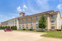 Comfort Suites - Pools