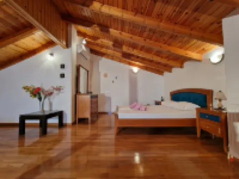 The Mirador Boutique Villa with Scenic Sea View