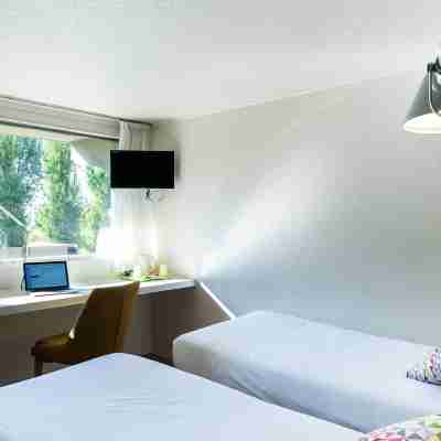 Hôtel Restaurant Campanile Beaune Rooms