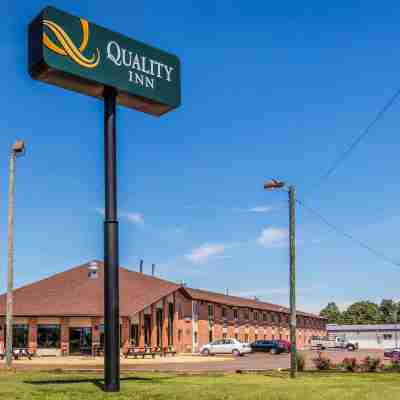 Quality Inn Batesville Hotel Exterior