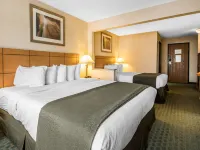 Quality Inn Dubuque on Hwy 20 Hotels in Dubuque