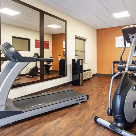 Comfort Suites Knoxville Airport