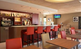 Campanile Reims Ouest - Tinqueux - Housity