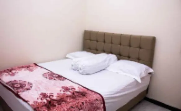 Homestay Villa Ijen - Four Bedroom