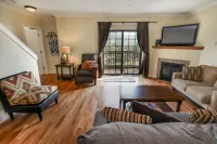 Kaatskill Mountain Club at Hunter Mountain Hotel di Tannersville