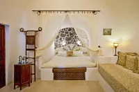 Alexander's Suites