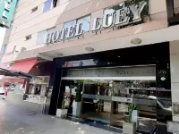 Hotel Luey Отели рядом с достопримечательностью «Железнодорожный вокзал Онсе»