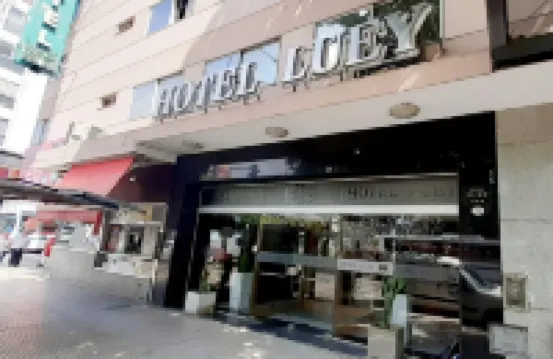 Hotel Luey オンセ駅周辺のホテル