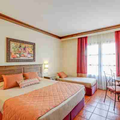 PortAventura Hotel El Paso - Includes PortAventura Park Tickets Rooms
