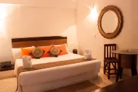Siesta Fiesta Hotel Adults Only - 5th Avenue
