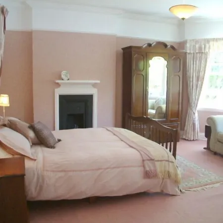 Trehaven Manor Hotels in Looe