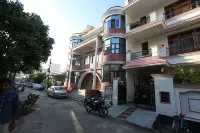 Super Hotel O Tulip Inn Hotels in Gorakhpur