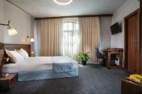 Uniqato Hotel