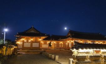 Gyeongju Leaf Moon Smenal