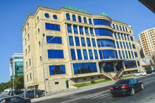 Emerald Hotel Baku Отели рядом с достопримечательностью «Парк Гейдар Алиев»