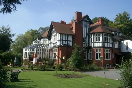 NormanHurst Hotel