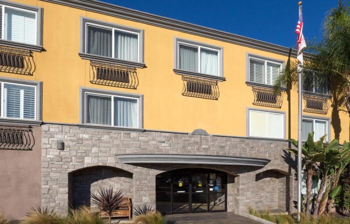 City Express by Marriott Manhattan Beach