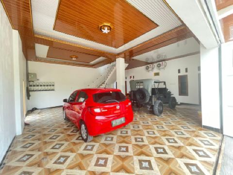 Parking Lot Guest House Brengga Rowa Photo