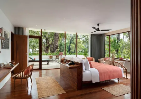 FCC Angkor by Avani Отели рядом с достопримечательностью «Puthan Nokor Reach Thorm Meta Pagoda»