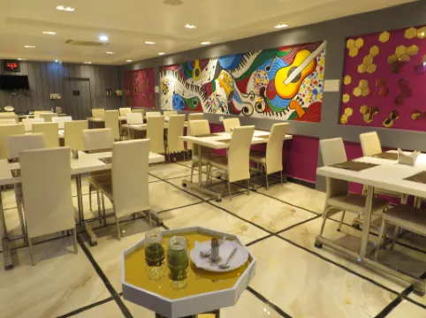 Hotel Geetanjali International