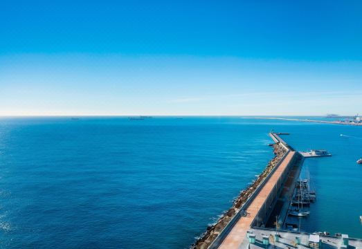 1. W 바르셀로나..