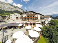 Arena Lodge - Mountain view