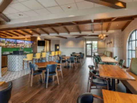 Best Western Premier Pasco Inn  Suites Hotels in Pasco