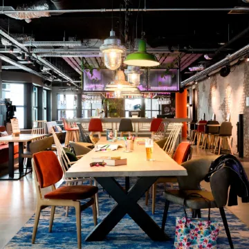 Moxy the Hague Отели рядом с достопримечательностью «Гаагская башня»
