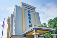 Hampton Inn by Hilton Atlanta Kennesaw Hotel di Cobb County