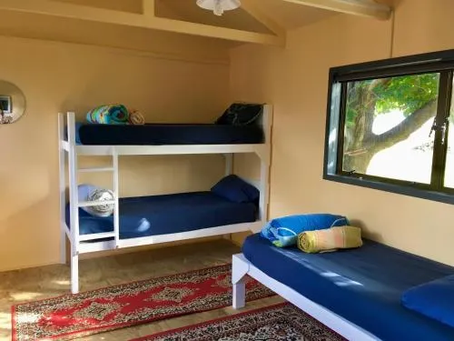 雷格朗背包客酒店