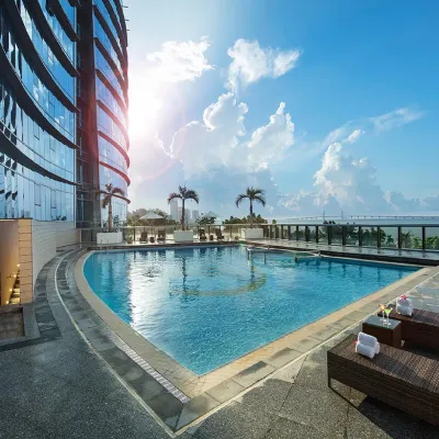 Grand Bay Hotel Zhuhai Hotels in de buurt van HZMB Zhuhai Port