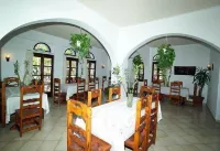 Zephyros Hotel - Bergblick