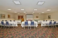 Ramada by Wyndham Kent Seattle Area - breakfast